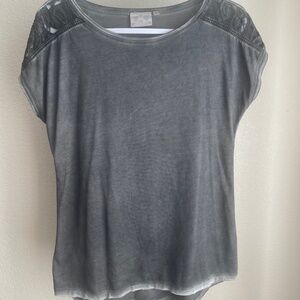 Women’s Grey Top